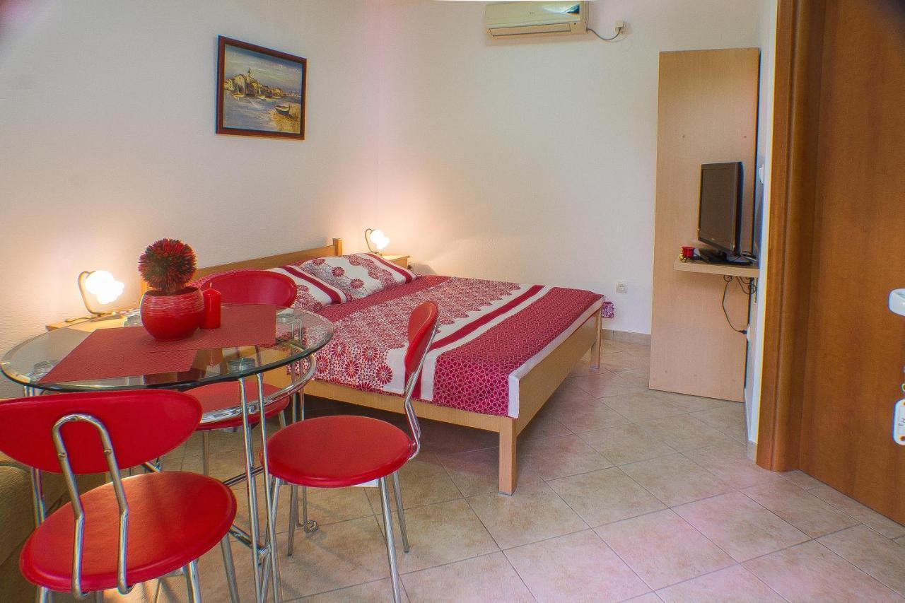 Dmm Apartments Tivat Extérieur photo