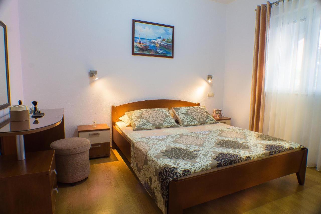 Dmm Apartments Tivat Extérieur photo