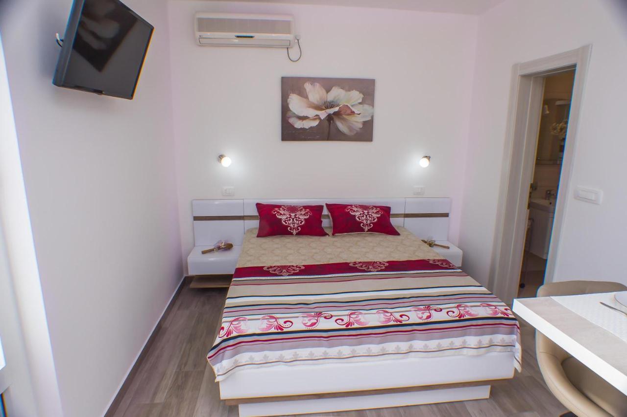 Dmm Apartments Tivat Extérieur photo