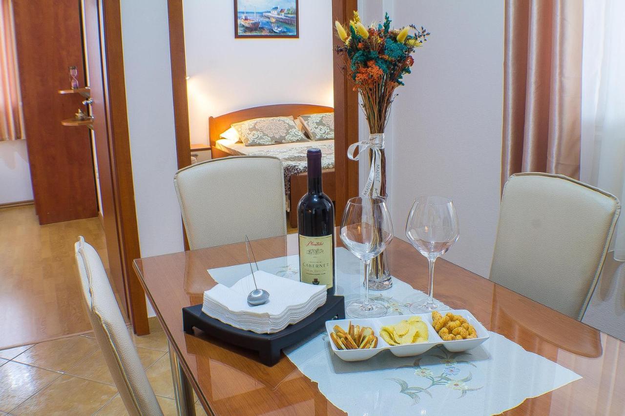 Dmm Apartments Tivat Extérieur photo
