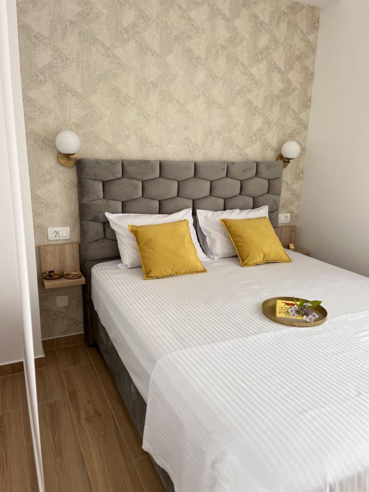 Dmm Apartments Tivat Extérieur photo