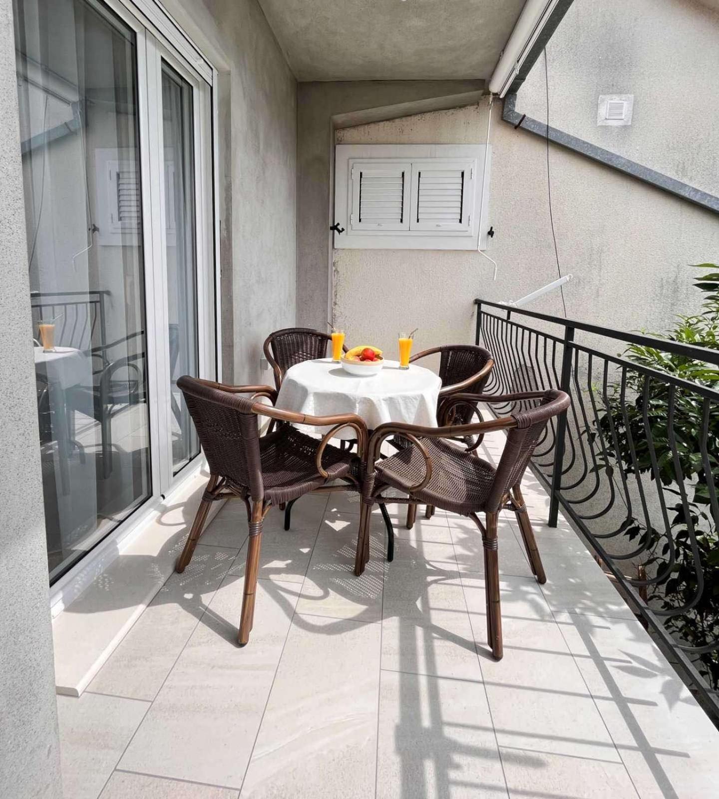 Dmm Apartments Tivat Extérieur photo