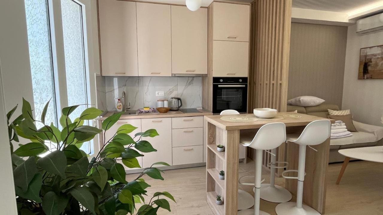 Dmm Apartments Tivat Extérieur photo